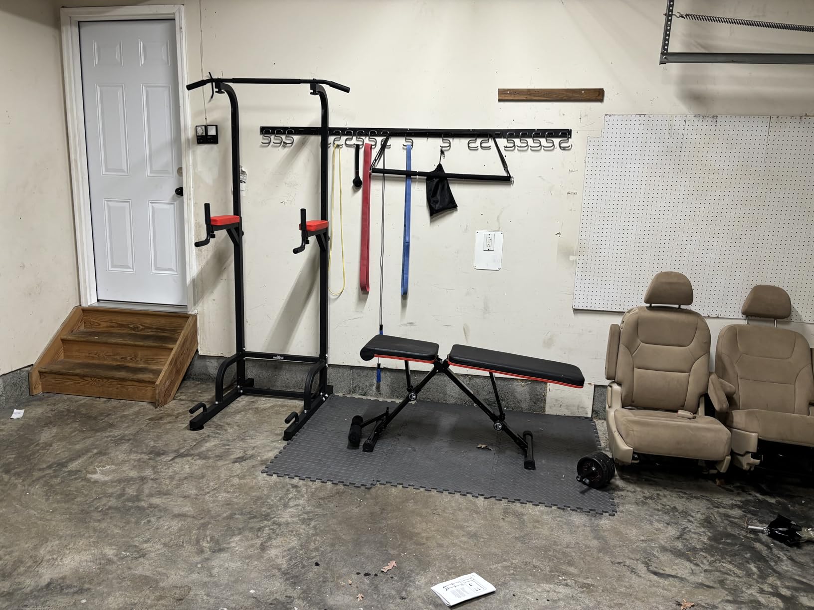 RELIFE REBUILD YOUR LIFE Pull Up Bar Free Standing Power Tower for Home Gym customer photo 1
