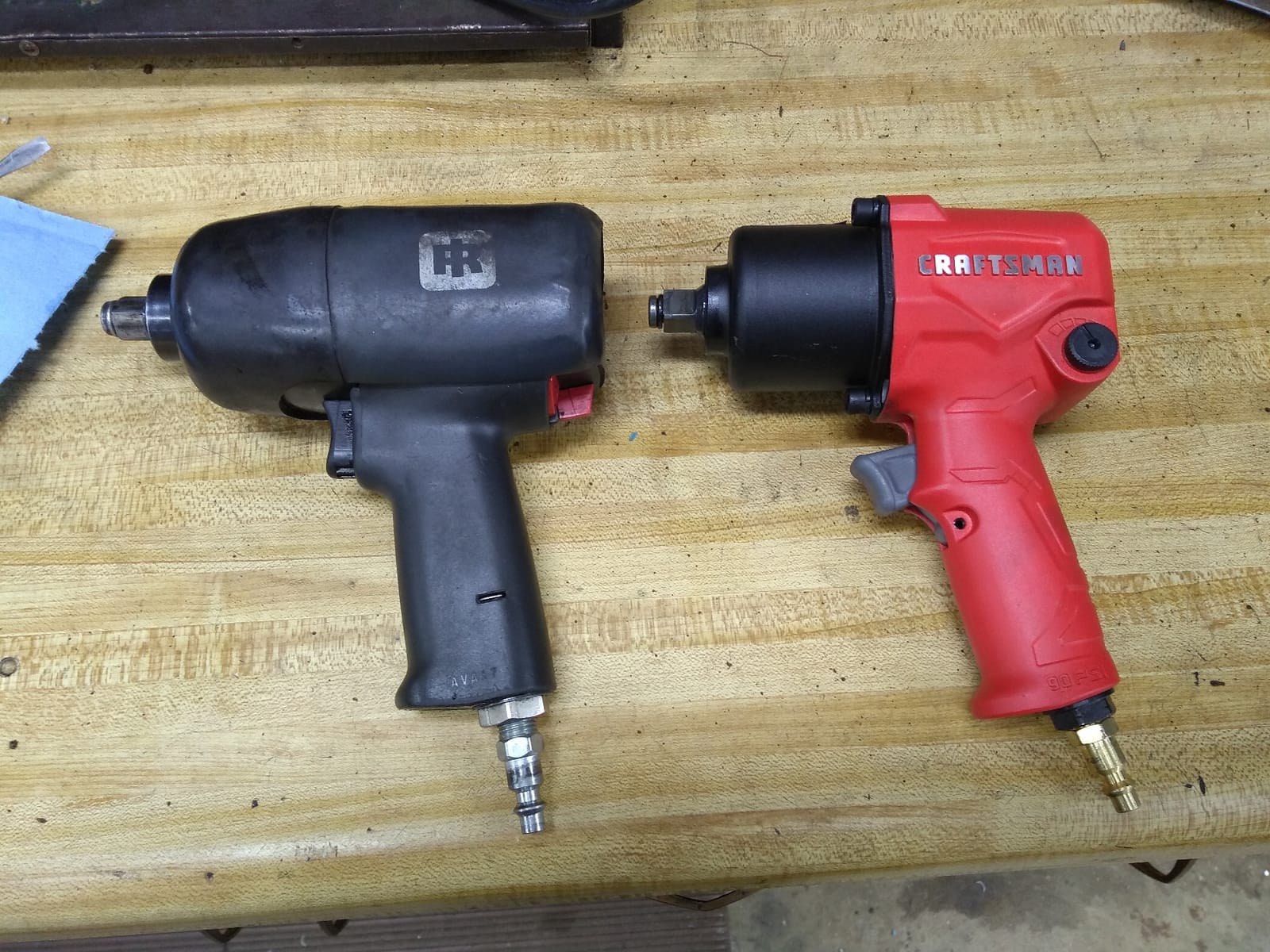 CRAFTSMAN ½-in 400-ft-lbs Air Impact Wrench, Heavy-Duty All-Metal Build, Variable Power Settings, 5 SCFM at 90 PSI customer photo 1