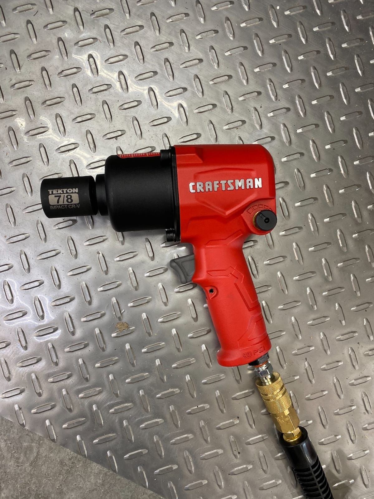 CRAFTSMAN ½-in 400-ft-lbs Air Impact Wrench, Heavy-Duty All-Metal Build, Variable Power Settings, 5 SCFM at 90 PSI customer photo 2