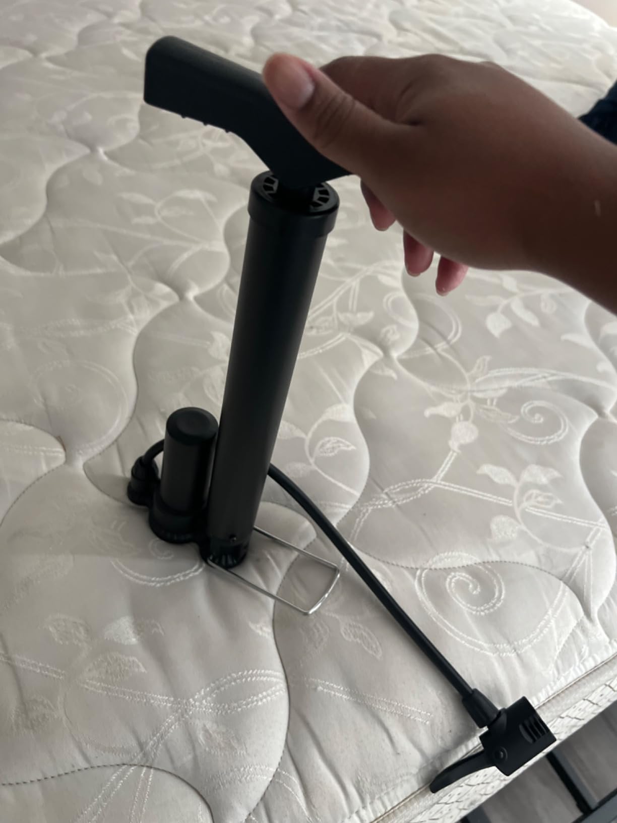 Bike Floor Pump, Bicycle Pump with Dual Presta & Schrader Valve Head, High Pressure Bicycle Tire Inflator, Portable Hand Air Pump for Road & Mountain Bikes, Strollers and Balls customer photo 2