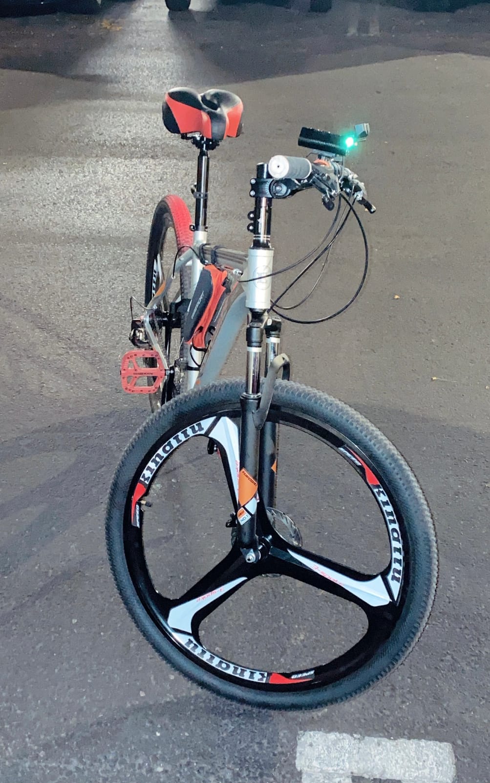 EUROBIKE 29in X9 3 Spoke Wheel Mountain Bike 21 Speed customer photo 1