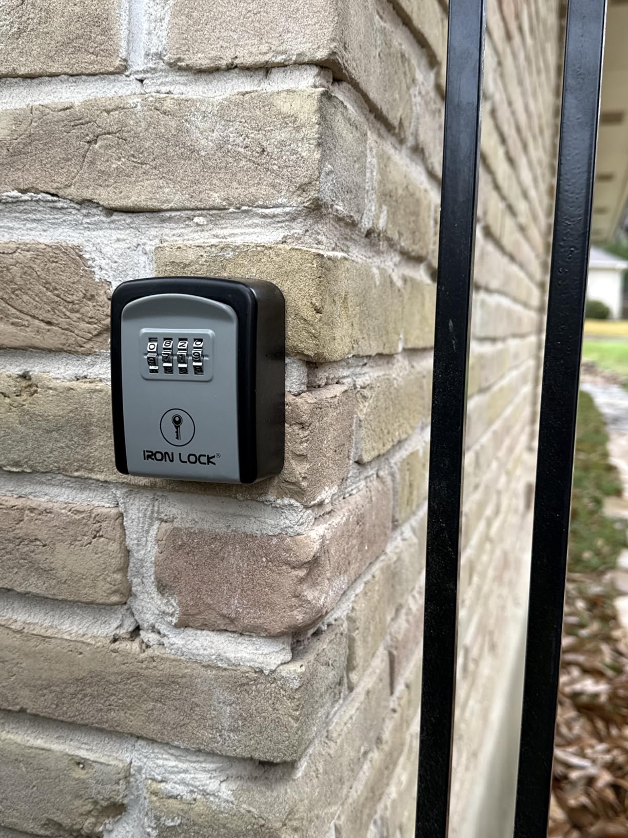 Iron Lock® XXL Wall Mount Key Lock Box, Outdoor Combination Code (Black) customer photo 2
