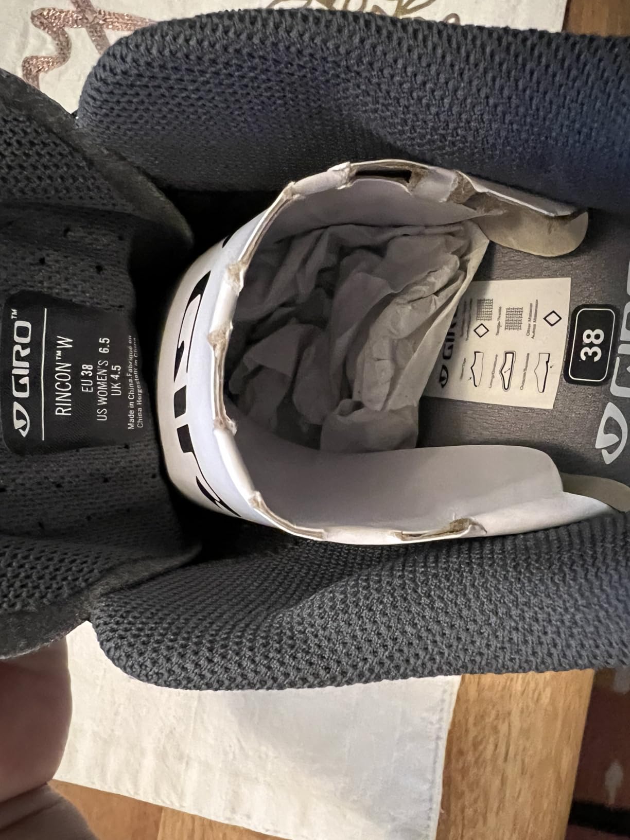 Giro Men's Rincon Cycling Shoe, 9.5 UK customer photo 1