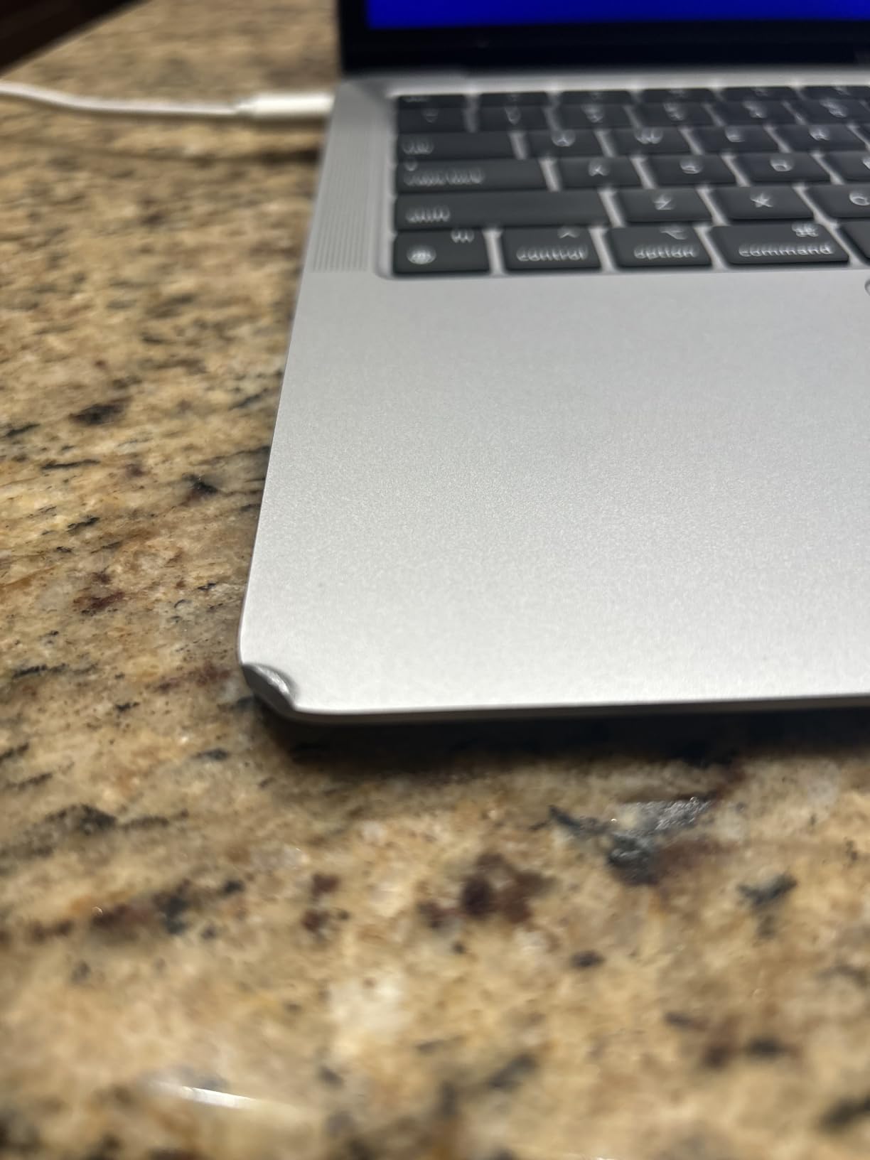 Apple MacBook Air Late 2020 with Apple M1 Chip (13.3 inch, 8GB RAM, 256GB SSD) Space Gray (Renewed) customer photo 1
