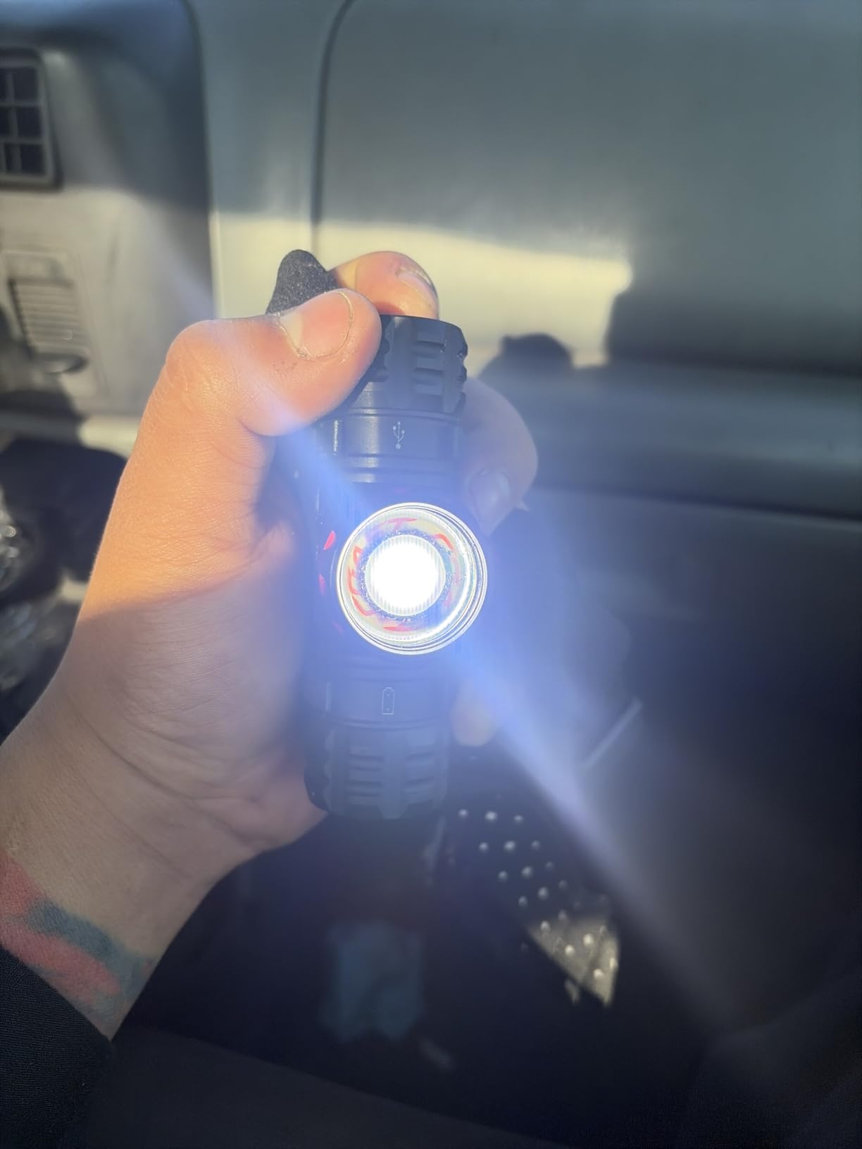 Coast XPH34R 2700 Lumen USB-C Rechargeable LED Headlamp with Pure Beam Twist Focus and Magnetic Base customer photo 2