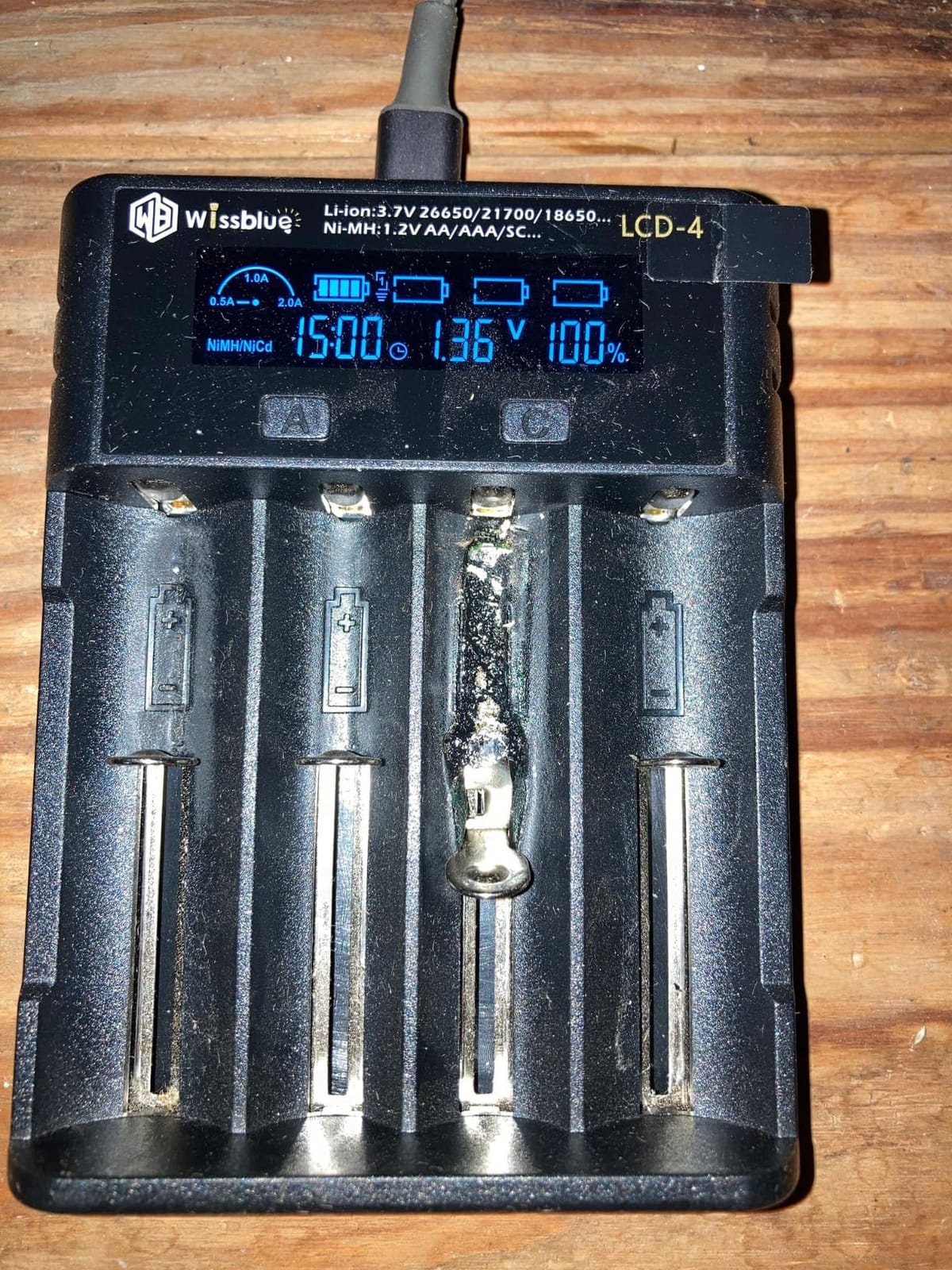 18650 Charger, Universal 26650 Battery Charger with LCD Screen Can Display Capacity, Adjustable Charging Speed, Suitable for Li-Ion Battery and 1.2v Ni-Mh/Ni-Cd AA AAA Battery customer photo 2
