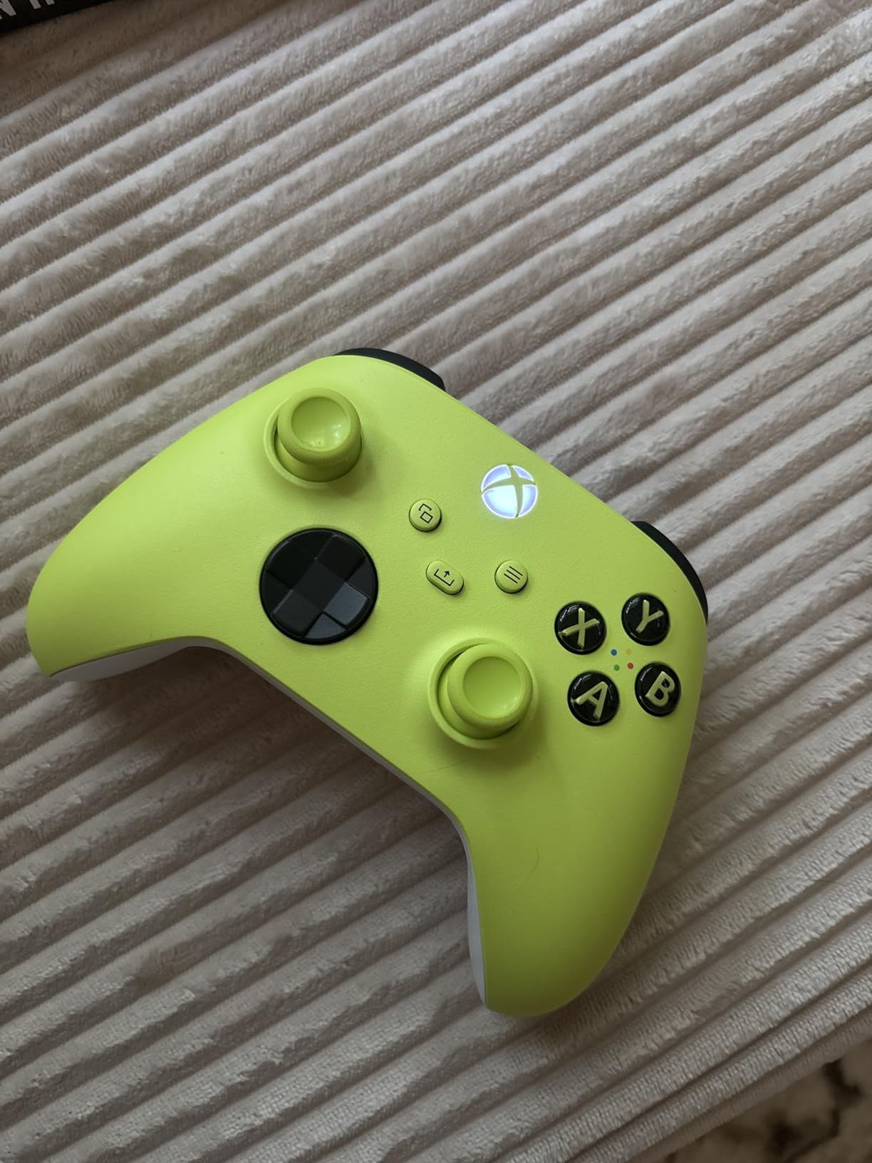 Xbox Wireless Gaming Controller | Electric Volt customer photo 1