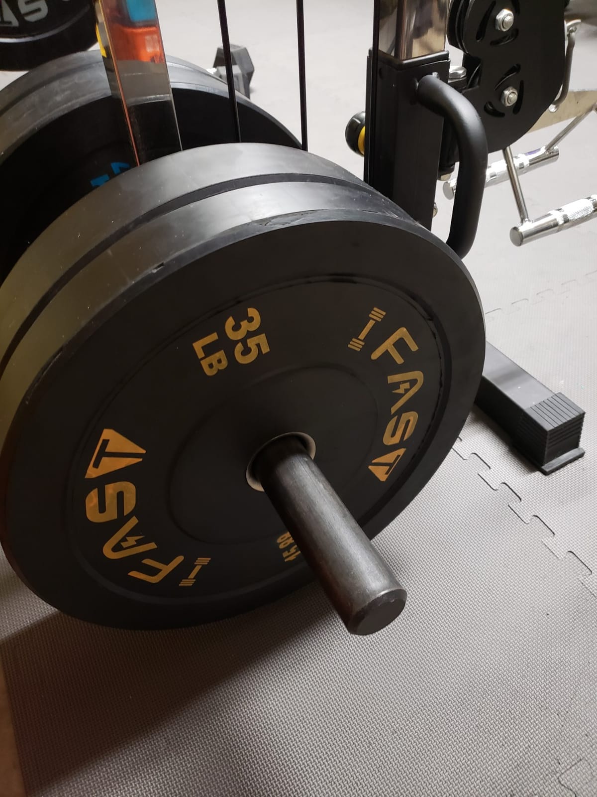 IFAST Olympic Bumper Weight Plates, Rubber Plate with 2-Inch Steel Insert Rubberized Weightlifting Barbell Plates 10LB/15LB/25LB/35LB/45LB/55LB, Pairs or Sets customer photo 2