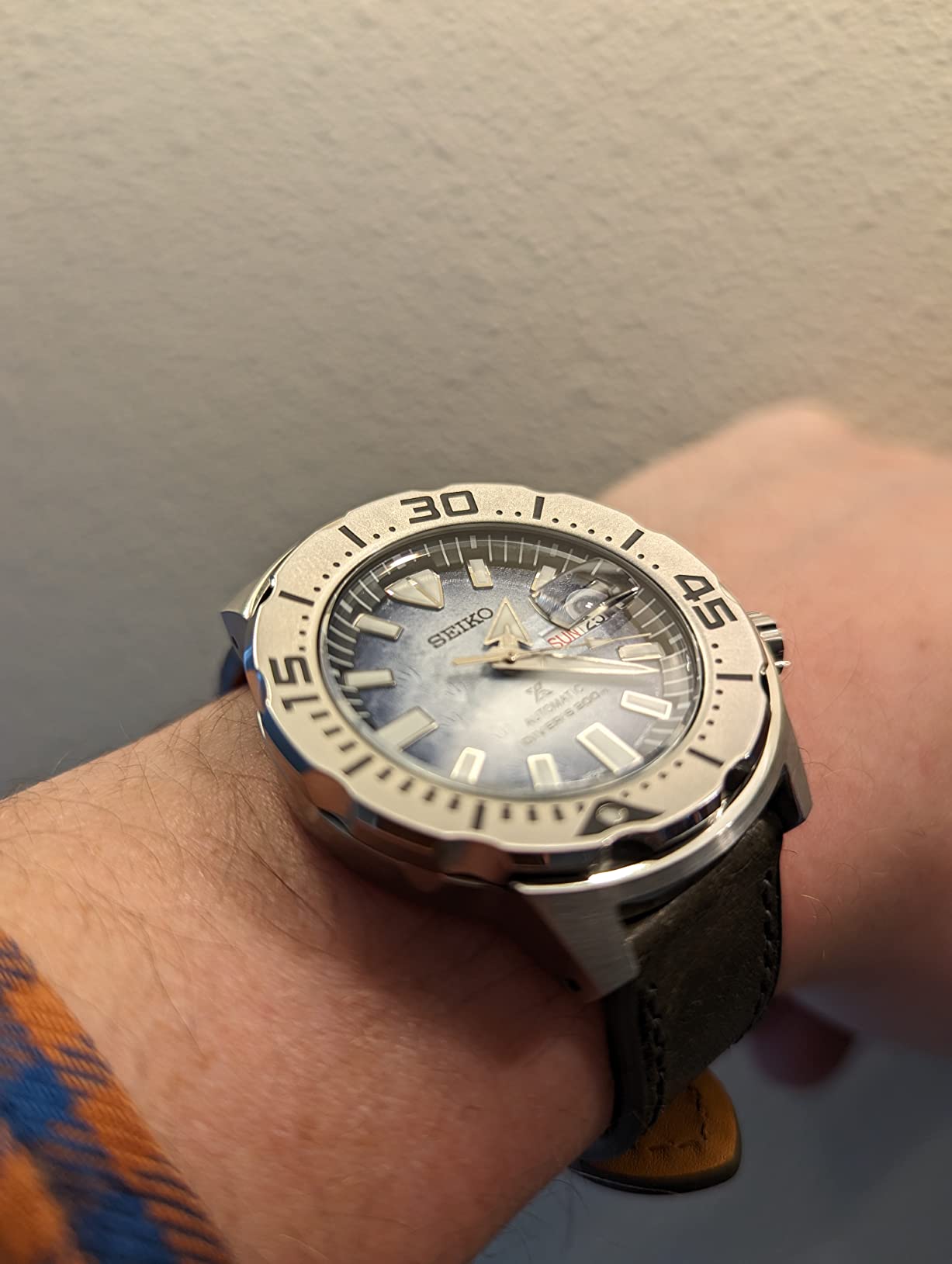 Seiko SRPG57 Men's - Prospex - Automatic Diver Watch, Blue Dial, Stainless Steel, 200M Water Resistant with Day/Date Display customer photo 1