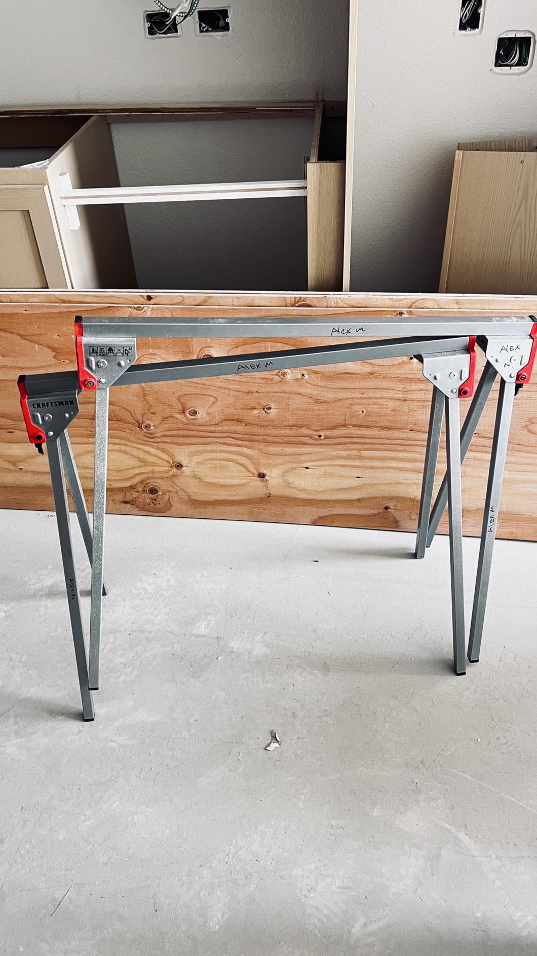 CRAFTSMAN Metal Sawhorse, Folding (‎CMST11154) customer photo 1