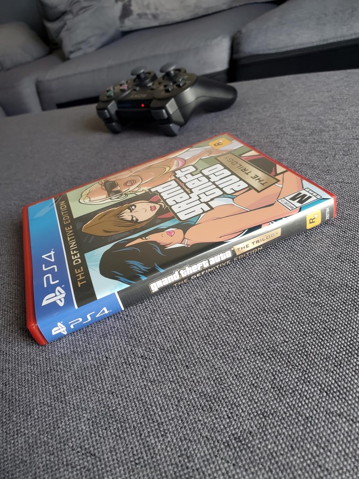 Grand Theft Auto: The Trilogy- The Definitive Edition - PlayStation 4 customer photo 1