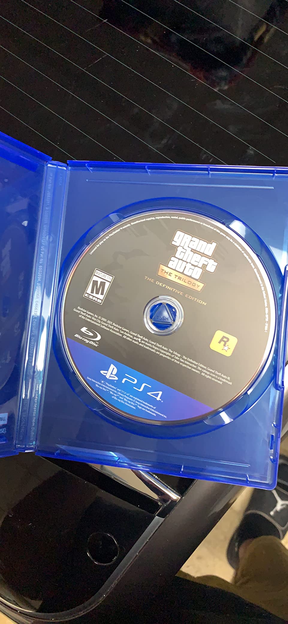 Grand Theft Auto: The Trilogy- The Definitive Edition - PlayStation 4 customer photo 2