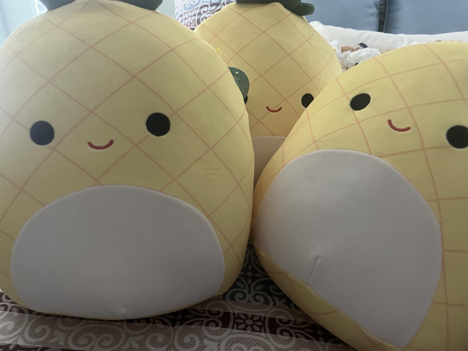 Squishmallows Original 20-Inch Maui Yellow Pineapple with Green Top - Jumbo Ultrasoft Official Jazwares Plush customer photo 1