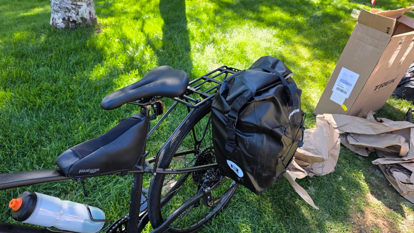 ROCKBROS Bike Panniers Waterproof Max 30L Capacity Cycling Traveling 2 Pack customer photo 1
