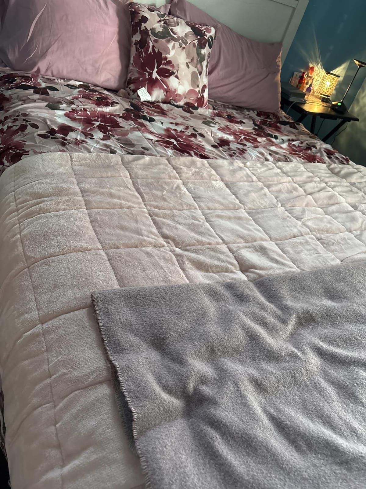 Uttermara Weighted Blankets for Adults King Size, 15lbs 90x90 inches customer photo 1
