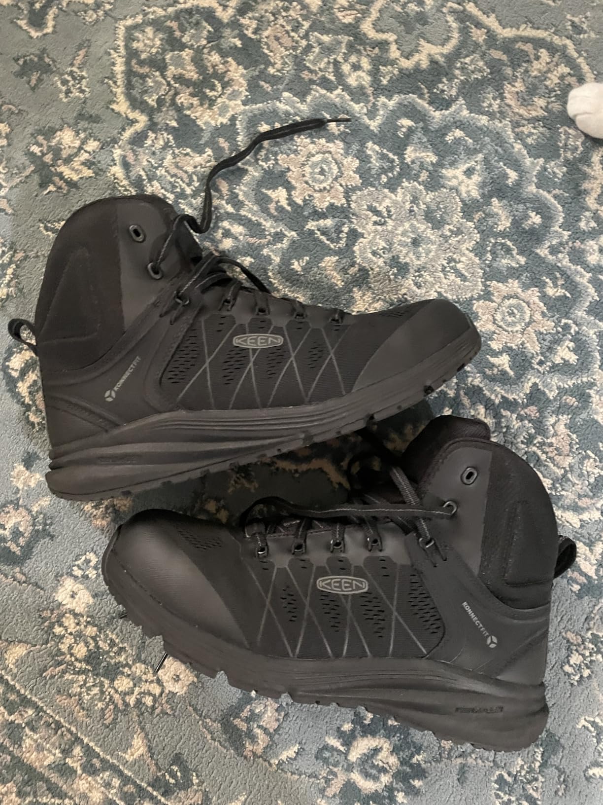 KEEN Utility Men's Vista Energy Mid Composite Toe Int Met Guard Work Boots customer photo 1