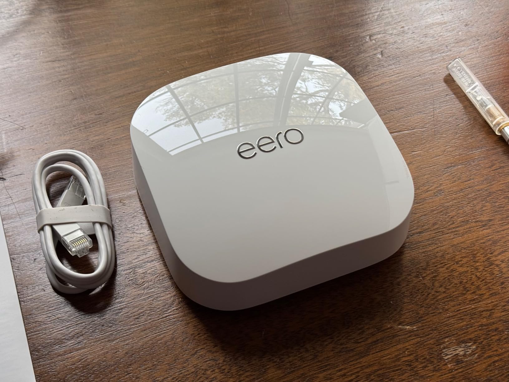 Like-New Amazon eero Pro 6E mesh wifi router - Supports internet plans up to 2.5 Gbps, Coverage up to 2,000 sq. ft., Connect 100+ devices, 1-pack customer photo 1