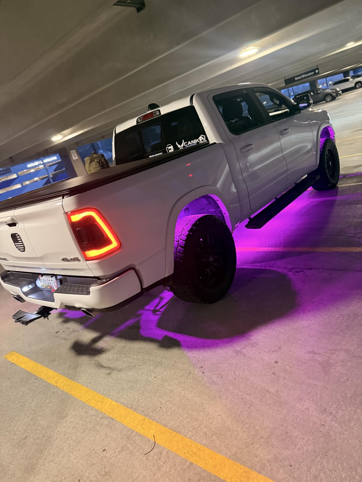 MICTUNING C2 Curved RGBW Rock Lights 12 Pods with Wiring Switch Kit customer photo 2