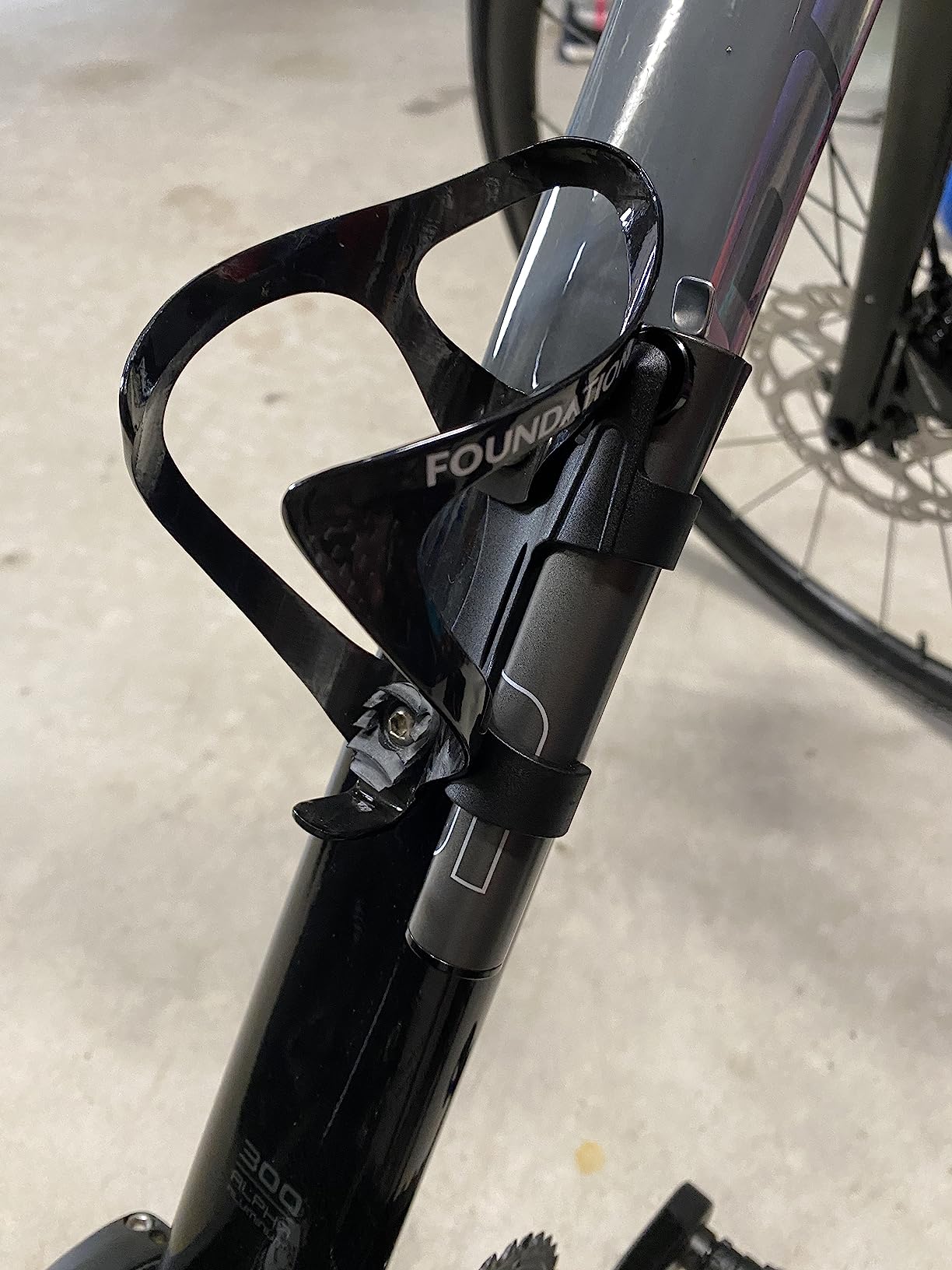GIYO Mini Bike Pump for Road Bikes – Presta Valve, 120 PSI CNC Telescopic Barrel, Lightweight & Portable, Secure Valve Lock, Taiwan-Made (GM04) customer photo 2