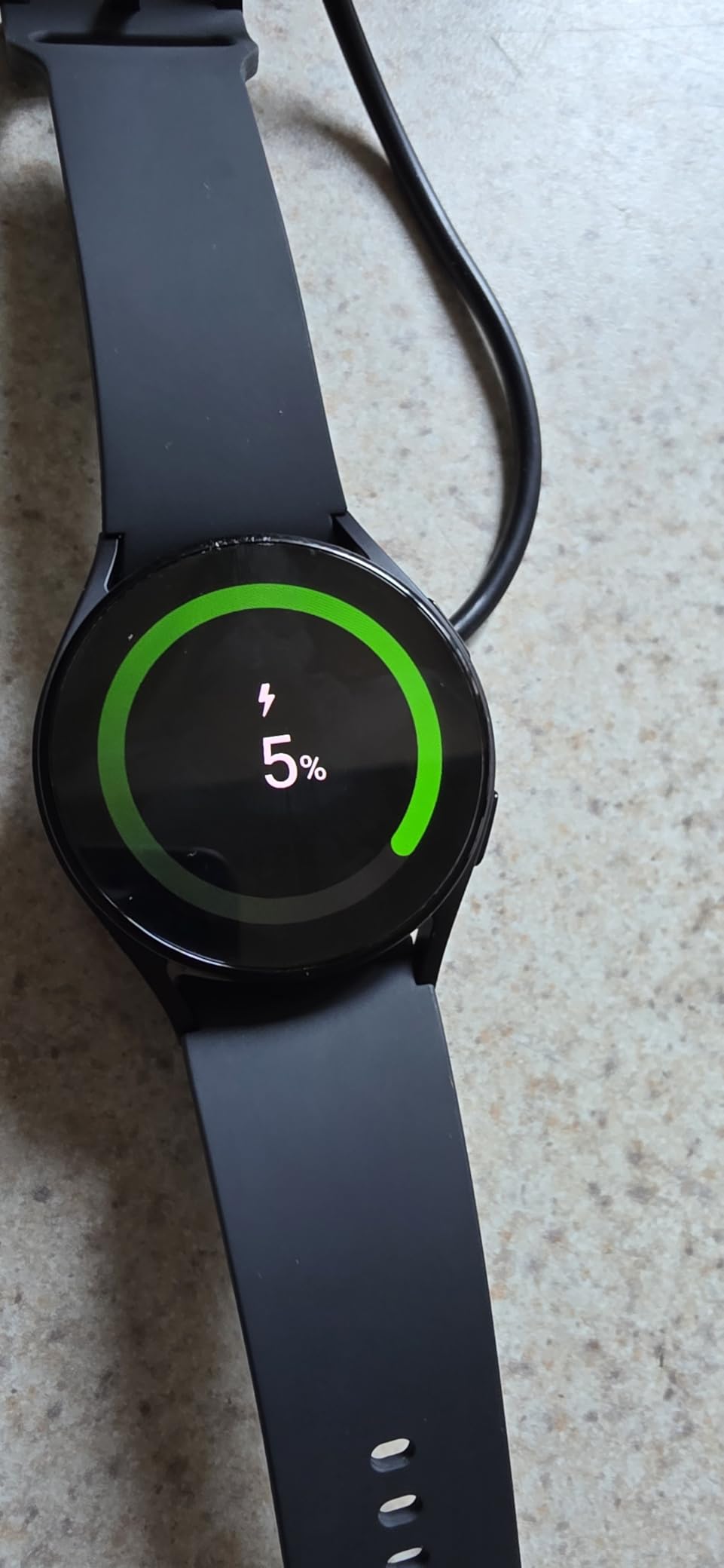 SAMSUNG Galaxy Watch 5 40mm Bluetooth Smartwatch w/Body, Health, Fitness and Sleep Tracker, Improved Battery, Sapphire Crystal Glass, Enhanced GPS Tracking, US Version, Gray (Renewed) customer photo 1