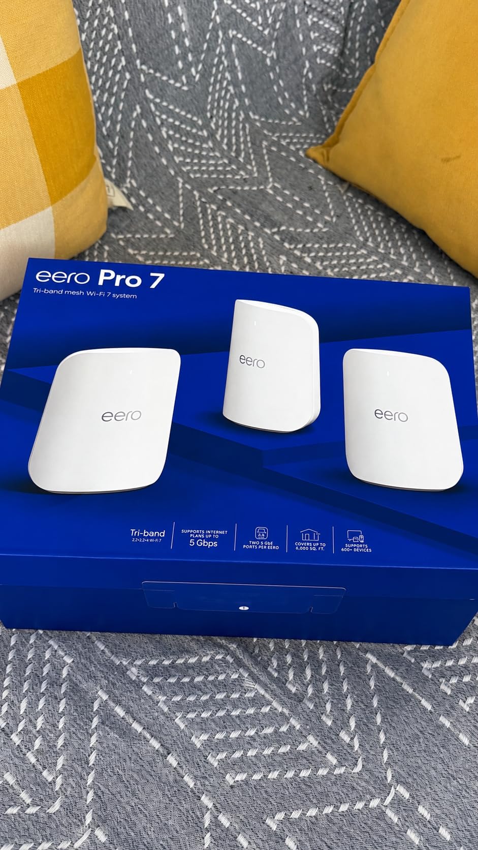 Amazon eero Pro 7 tri-band mesh Wi-Fi 7 router - Supports internet plans up to 5 Gbps, Coverage up to 2,000 sq. ft., 1-pack customer photo 2