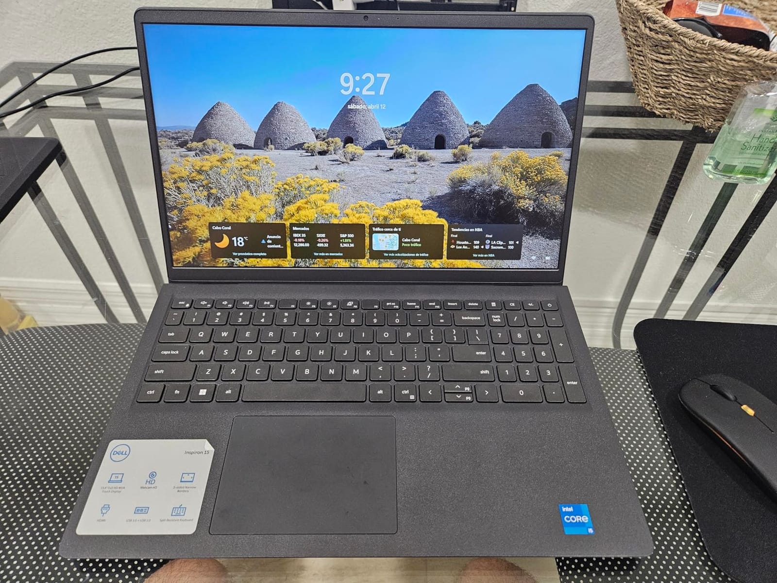 Dell Inspiron 15 3520 customer photo 2