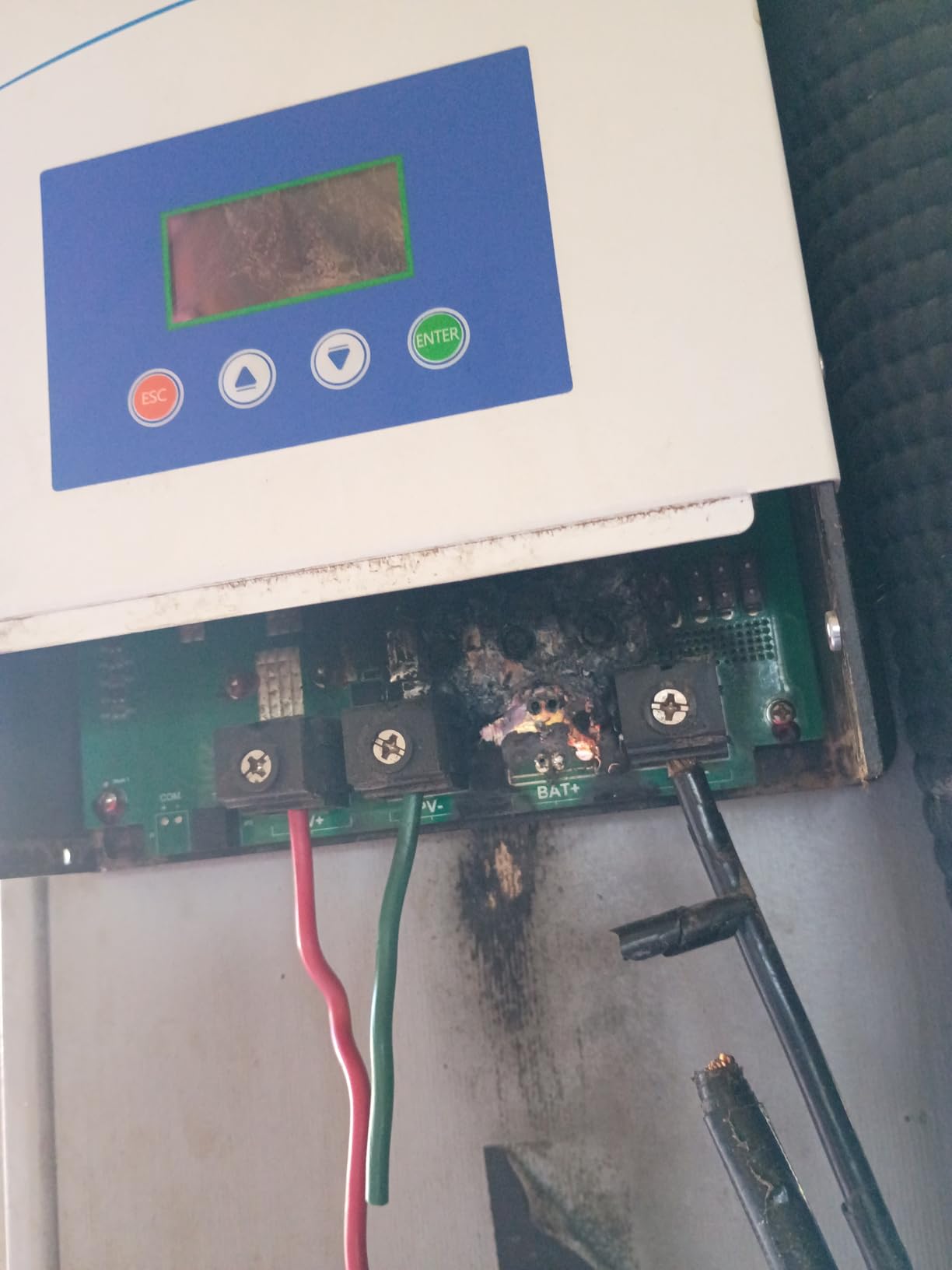 POWLAND 100A MPPT Solar Charge Controller,12V/24V/36V/48V Auto,Max Input 150V LCD Display Regulator Intelligent Regulator Charge Controller customer photo 2