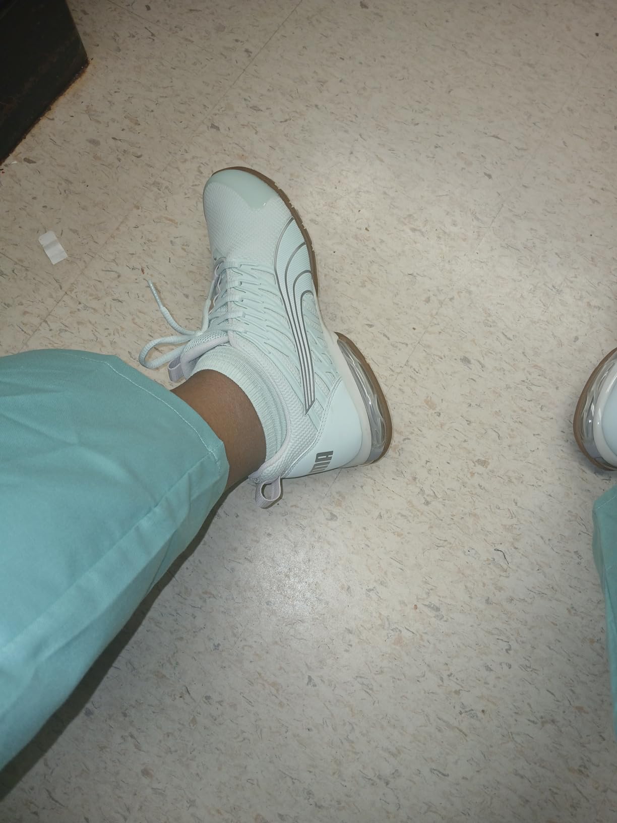 Puma Womens Voltaic Evo Cross Trainer customer photo 2