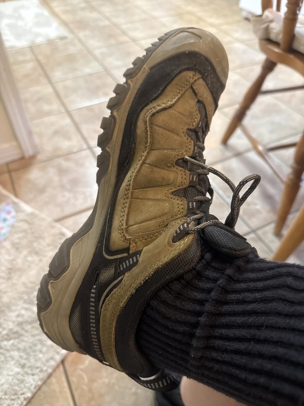 KEEN Men's Targhee 4 Low Height Durable Comfortable Waterproof Hiking Shoes customer photo 2
