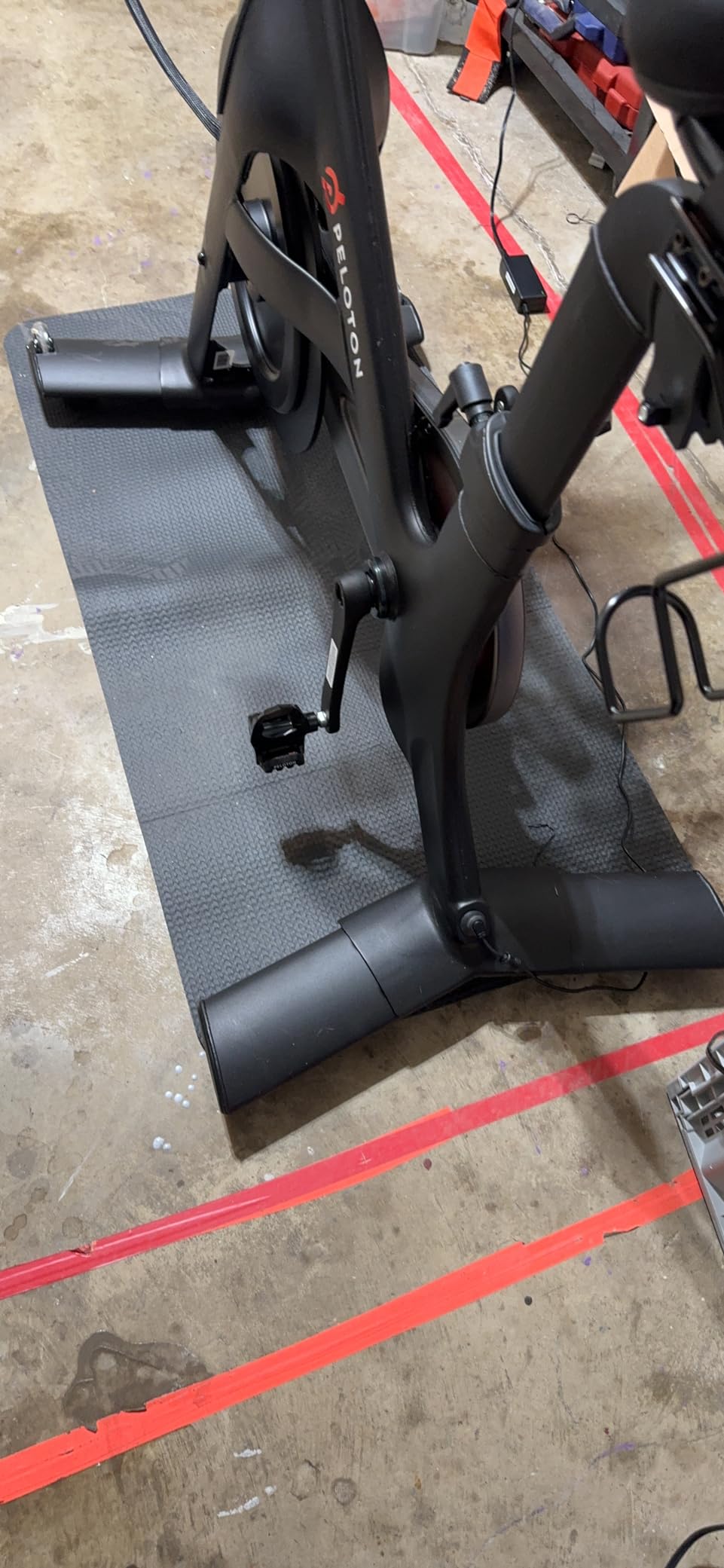 Treadmill Mat,Bike Mat,Stationary Bike Mat,Foldable Treadmill Mat for Hardwood Floors and Carpet.for Exercise Bike,Exercise Equipment Indoor Cycles,Rowing Elliptical (23.6