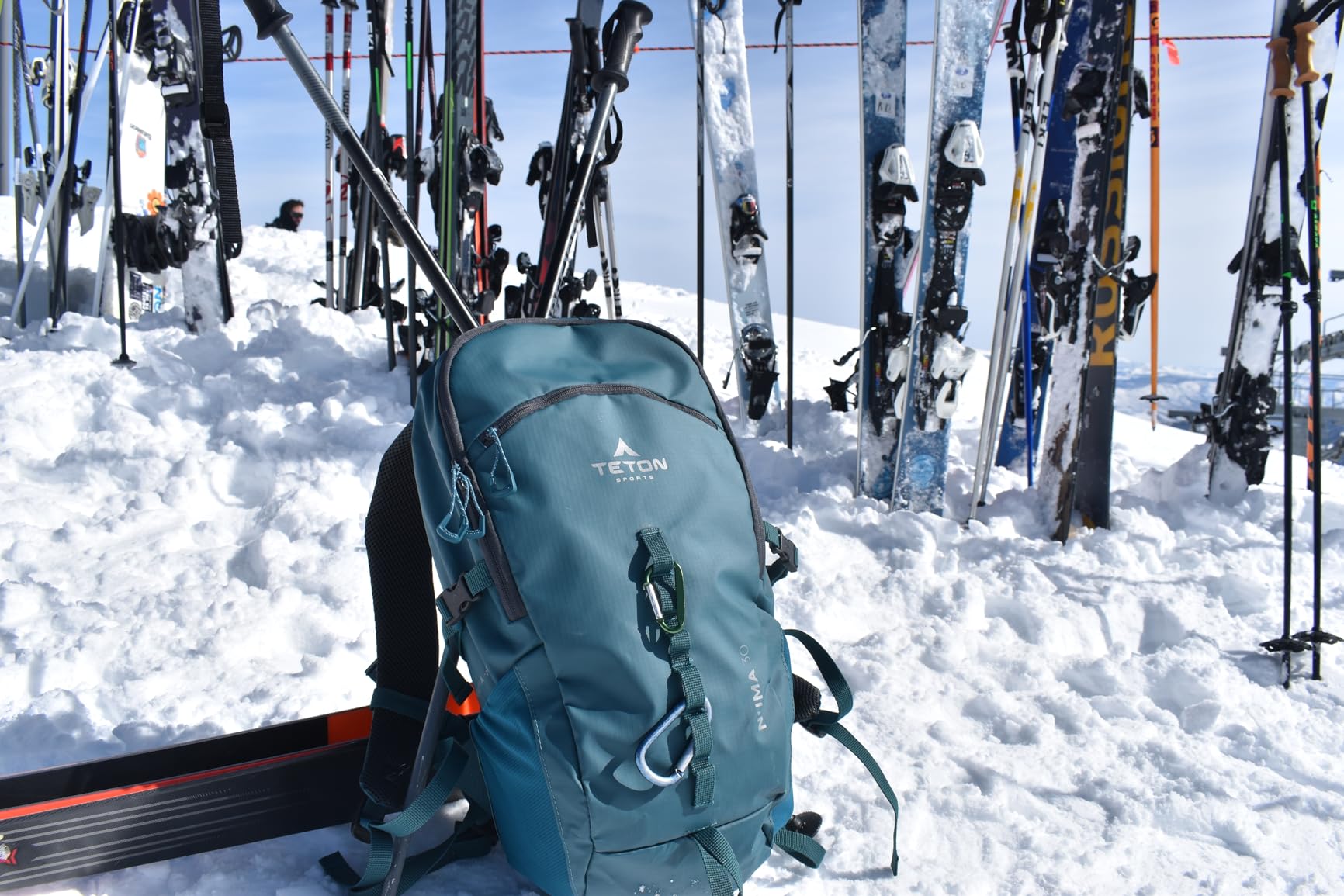 Teton 30L Numa backpack, durable and ready for hiking, camping or backpacking. Perfect lightweight travel bag with more room than you think, Onyx customer photo 2