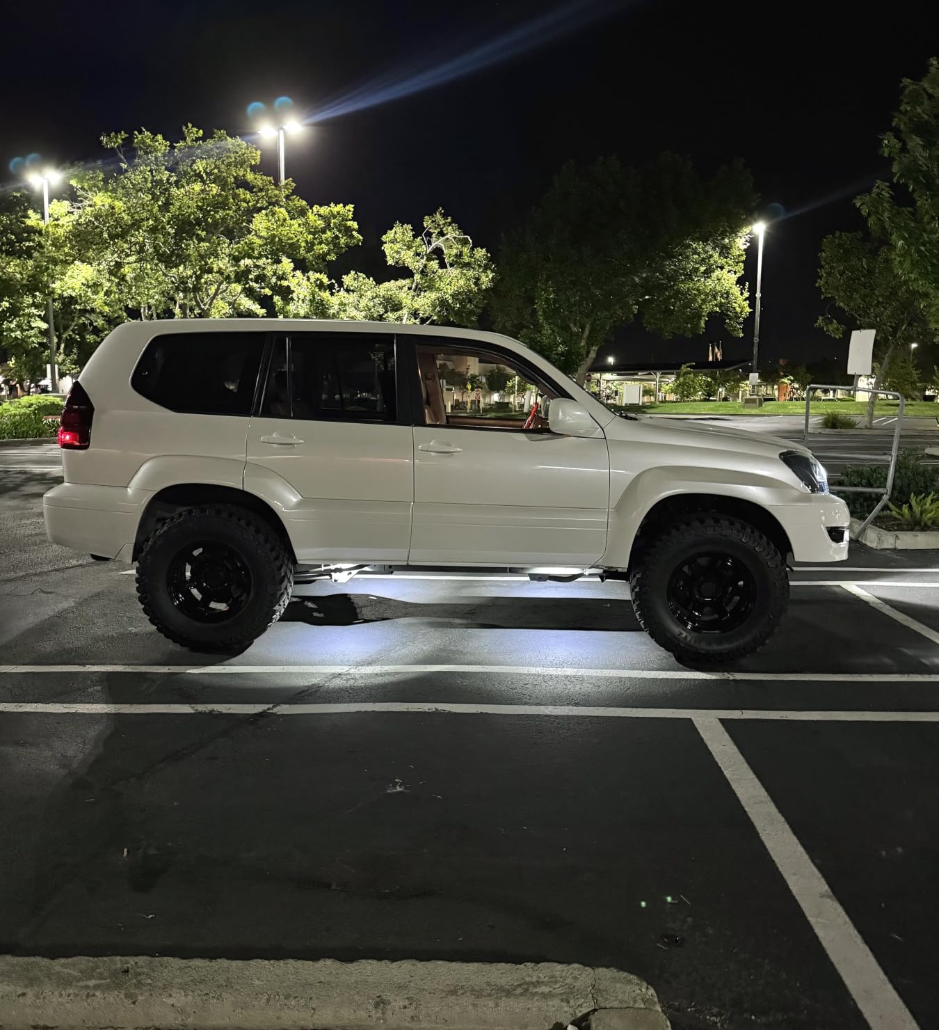 YONEDA White Rock Lights for Trucks, 12 Pods, IP68 Waterproof customer photo 2