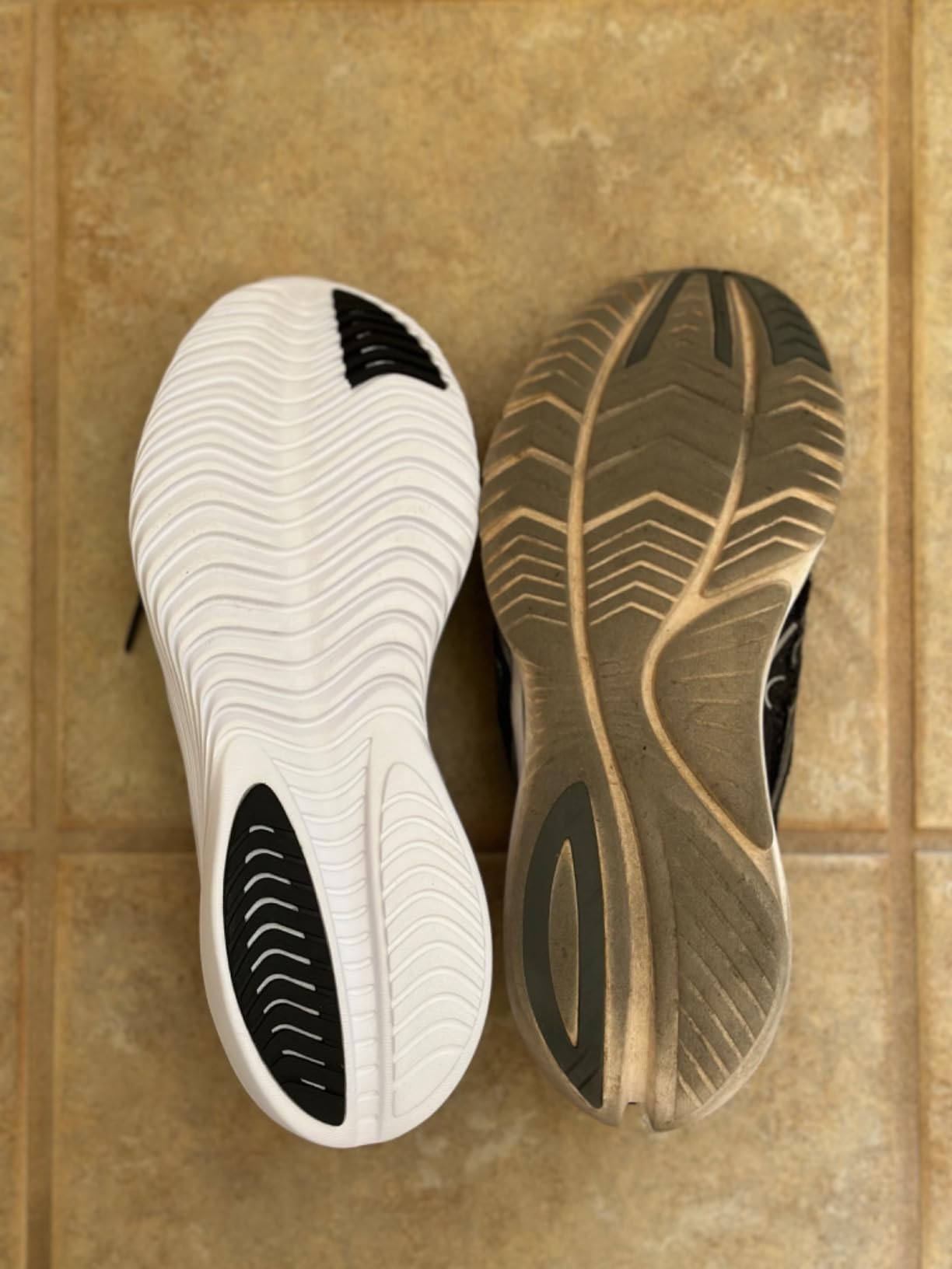 Saucony Mens Kinvara 14 Sneaker customer photo 1