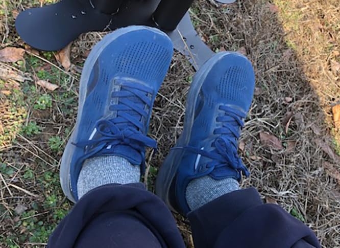 BRONAX Men's Wide Toe Box Natural Foot Shape Running Shoes S73 customer photo 1