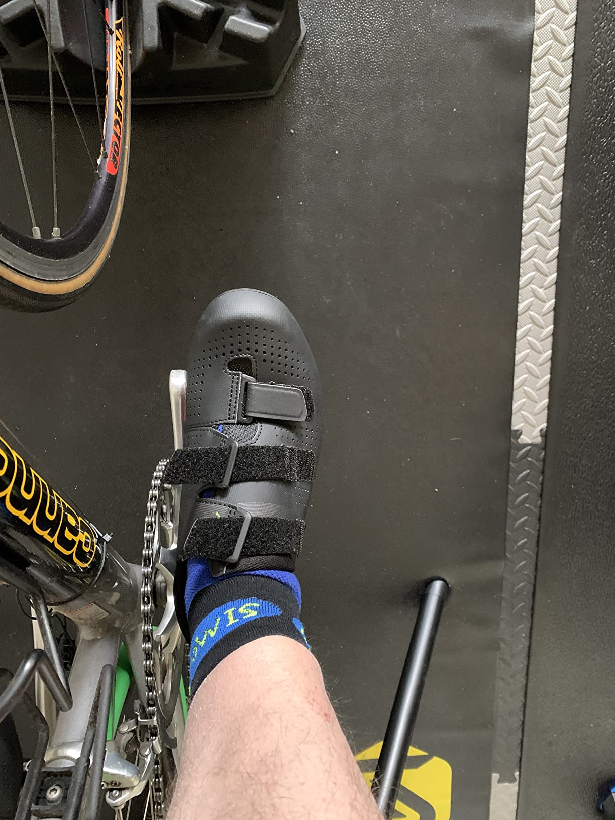 SHIMANO SH-RC703 Men's Cycling Shoes customer photo 2