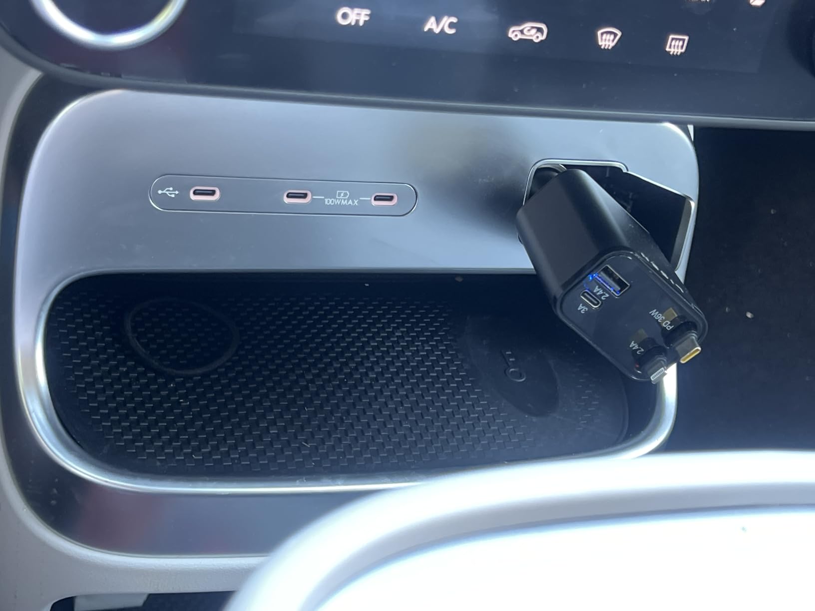LISEN Retractable Car Charger, 84W Car Charger USB C Fast Charge,4 in 1 customer photo 2