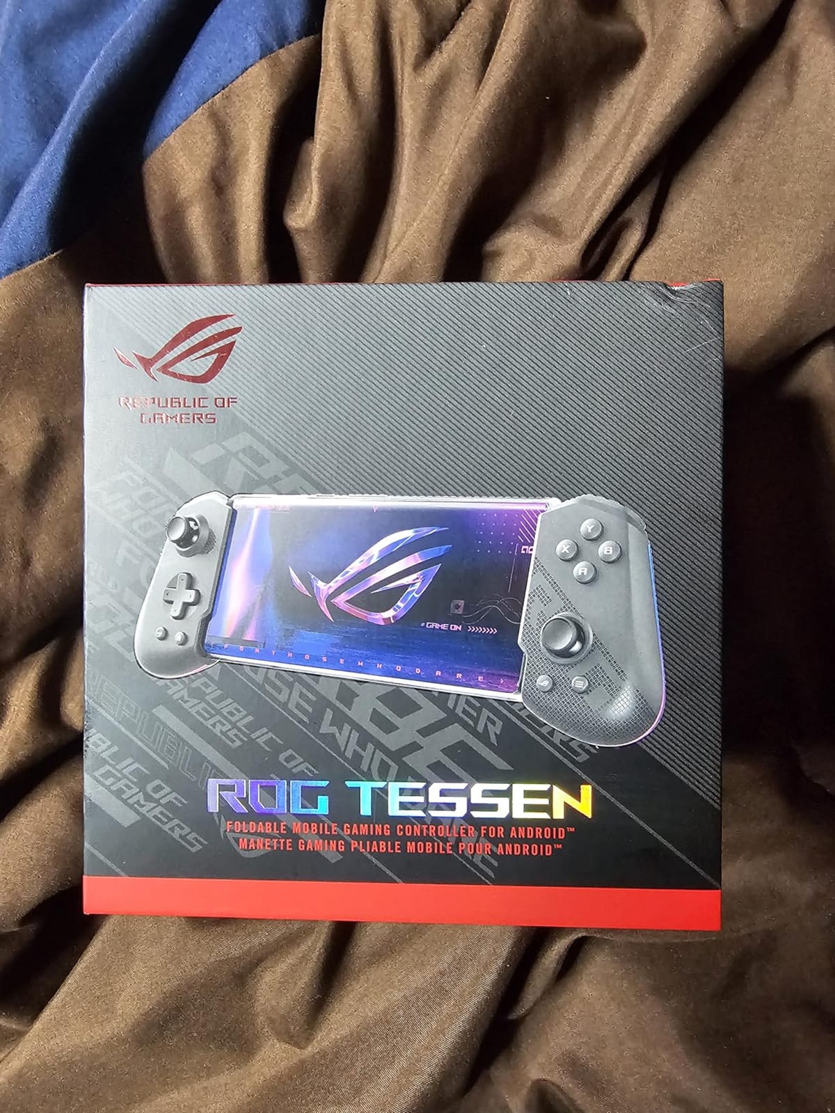 ASUS ROG Tessen Mobile Gaming Controller – Android Phones ONLY, Foldable, Compact, Wired USB-C, Programmable, Fast Charging, RGB – for Call of Duty: Warzone Mobile, Minecraft, Roblox, 350+ Games customer photo 2