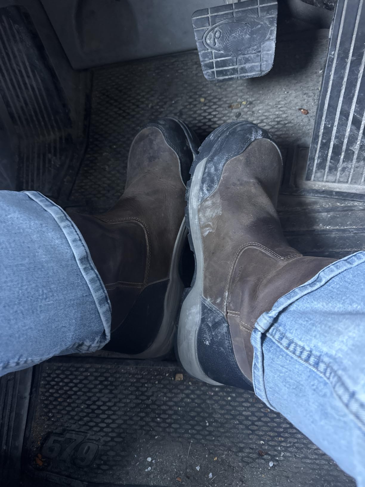 KEEN Utility Men's Evanston Composite Toe Waterproof Leather Durable Construction Pull on customer photo 1