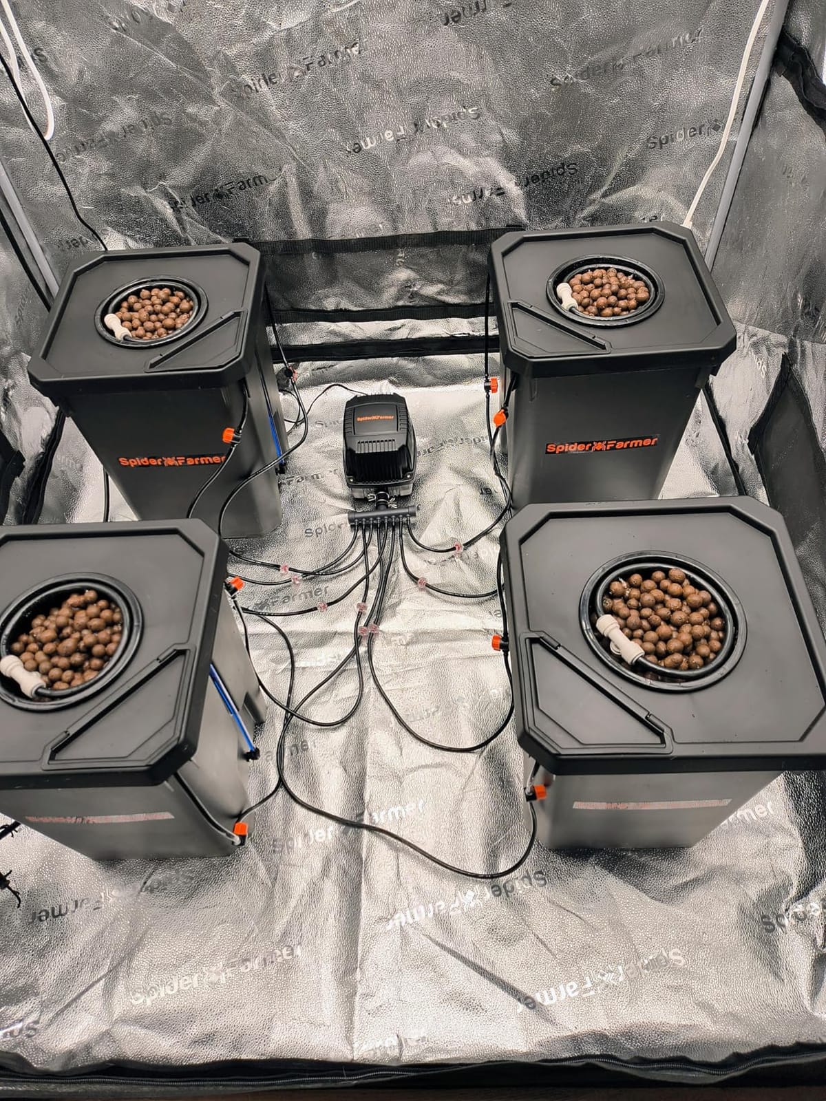 Spider Farmer DWC Hydroponics Growing System Kit 2 Buckets for Indoor Plant customer photo 2