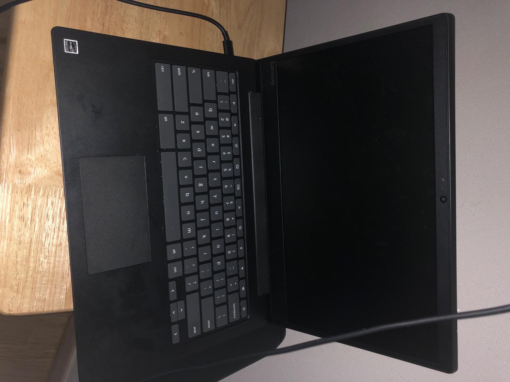 Lenovo IdeaPad Slim 3 customer photo 1