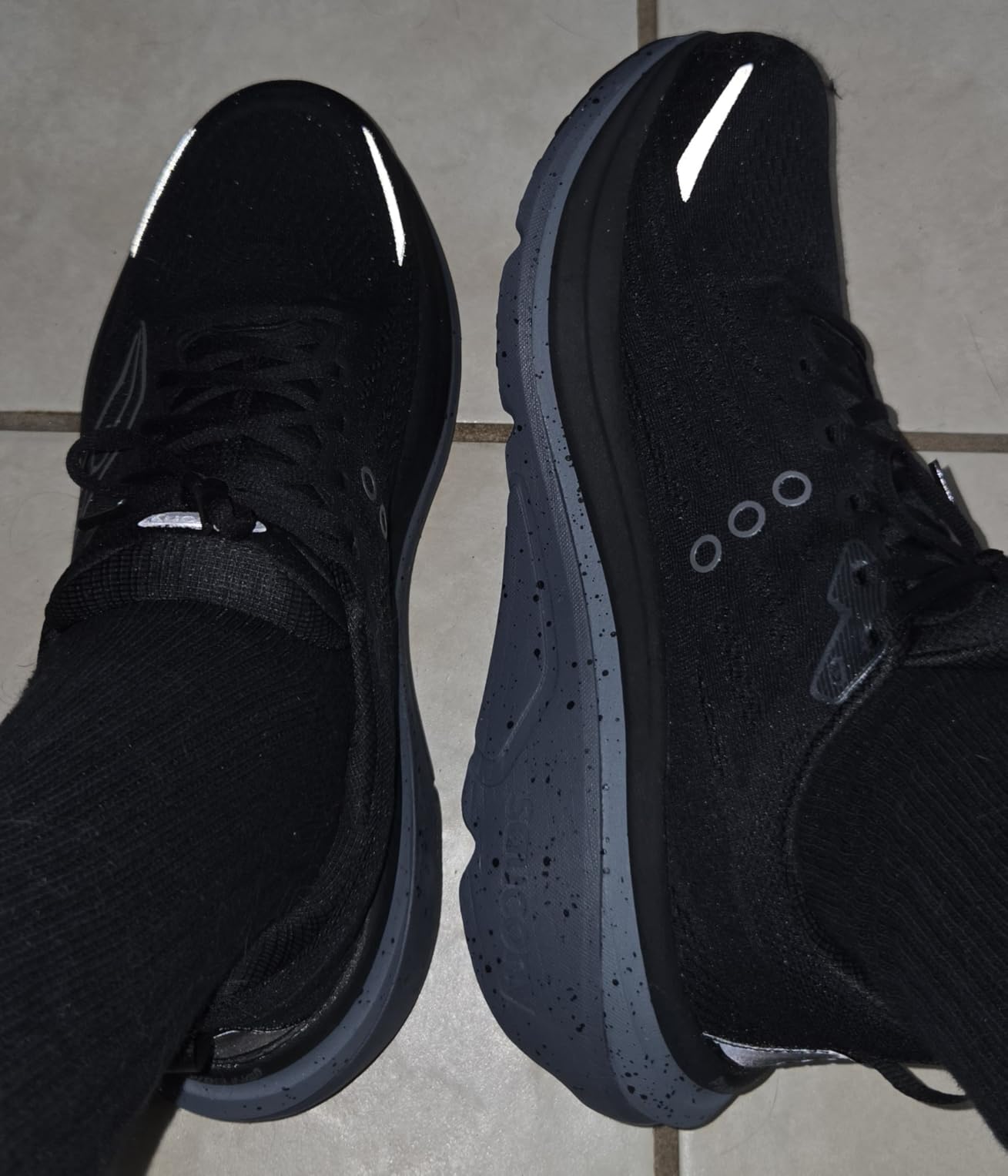 Saucony Hurricane 25 customer photo 1