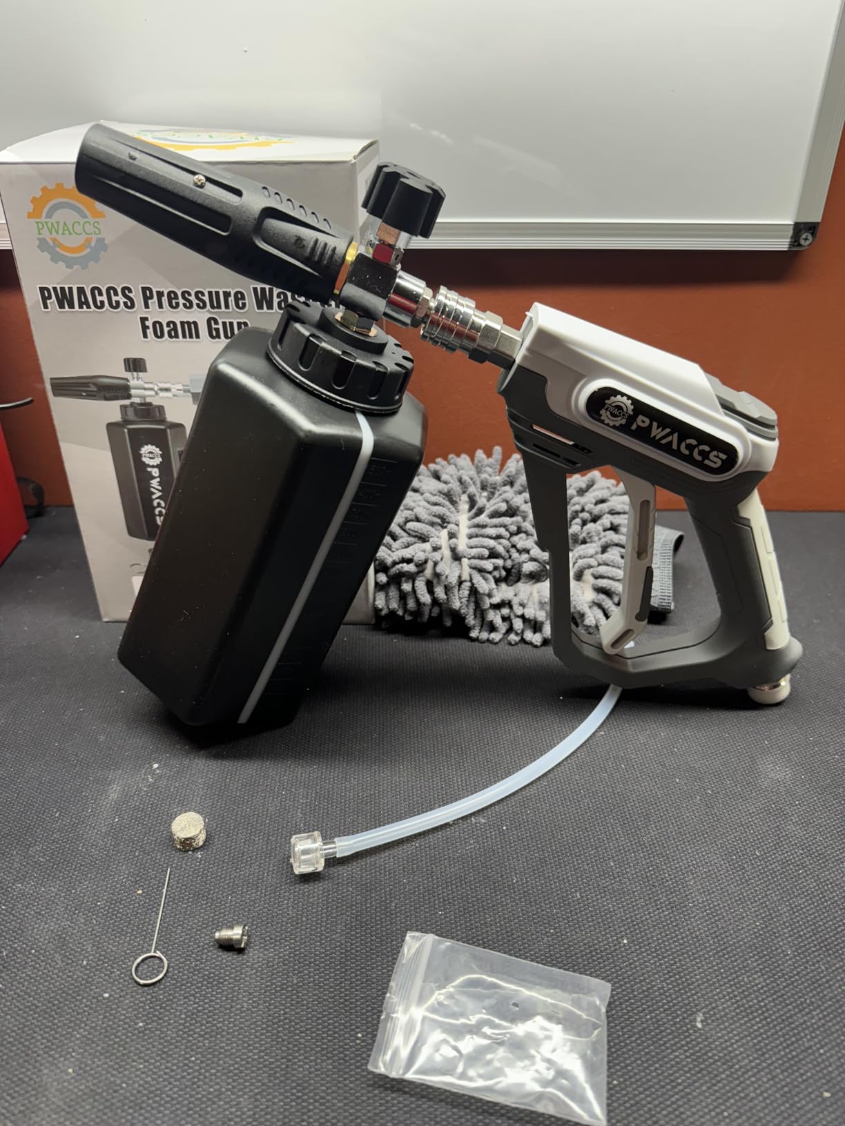 PWACCS Pressure Washer Foam Cannon Gun, Short Power Washer Wand, 1.5 Liter customer photo 1