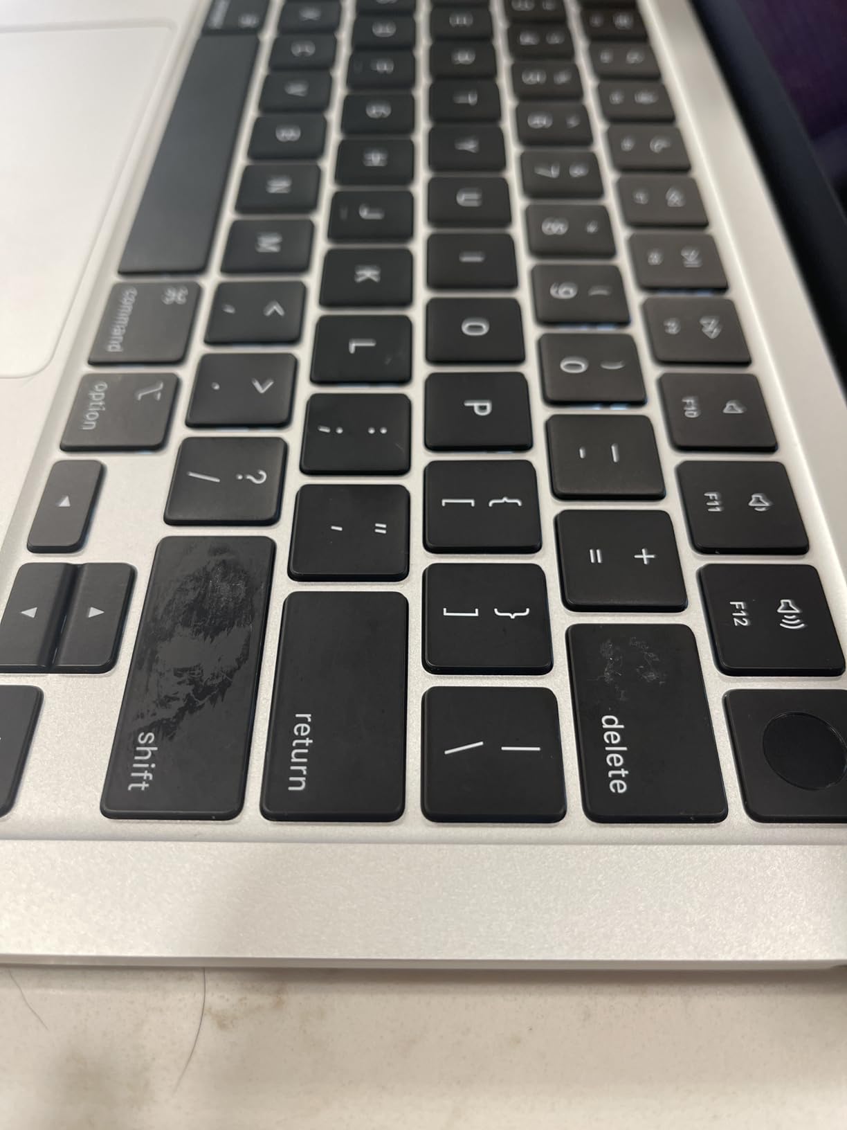 Apple 2024 MacBook Air 13-Inch with Apple M3 chip 8-core CPU / 10-core GPU, 16GB RAM, 256GB SSD, Space Gray (Renewed) customer photo 1