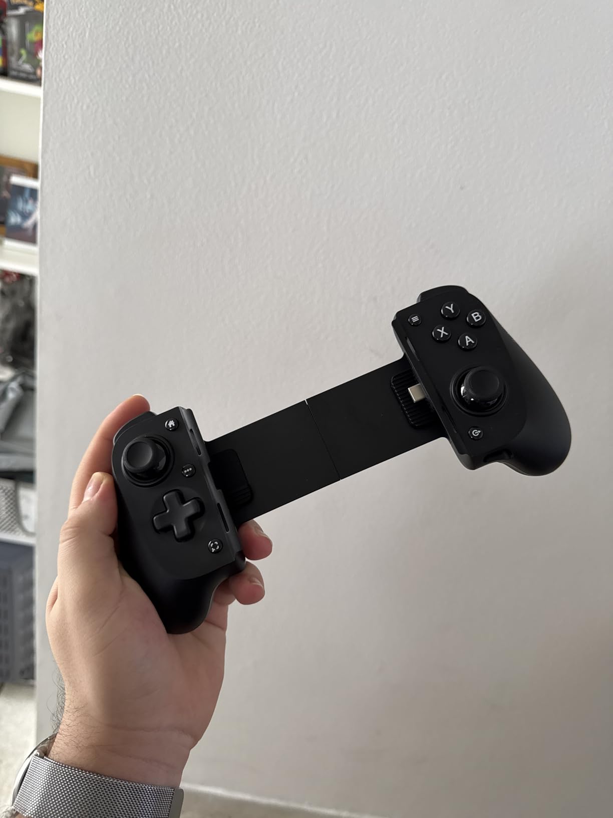 Razer Kishi V3 Gaming Controller for iPhone & Android, USB-C, Black customer photo 1