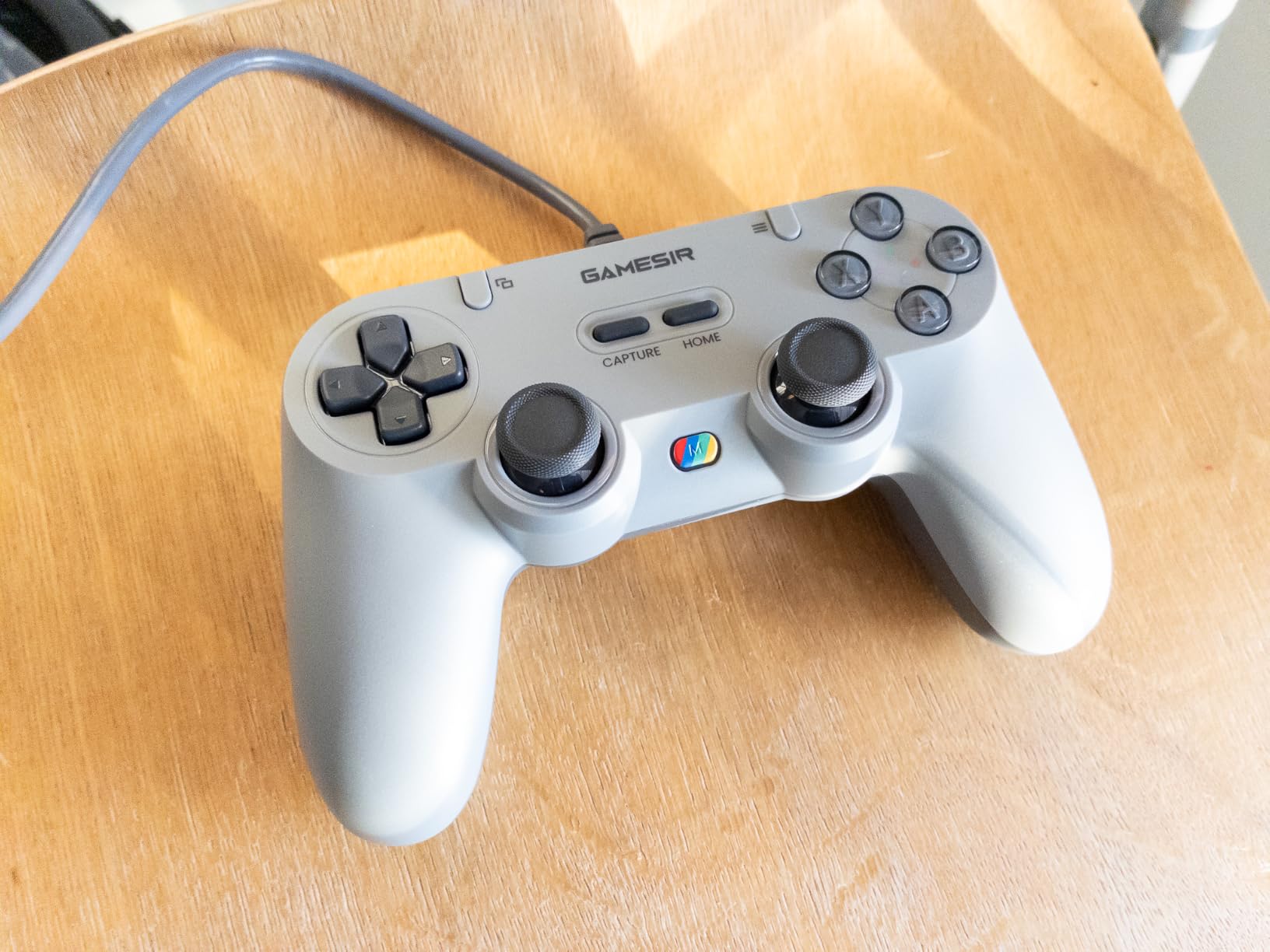 GameSir Tegenaria Lite Wired Game Controller For Switch, Android, iOS, PC, Steam With Retro 90s Design, Hall Effect Sticks, 1000Hz Polling Rate, Dual Rumble Motors, Mappable Back Buttons, Ultra-Low Latency, Ergonomic Design -Retro Gray customer photo 1