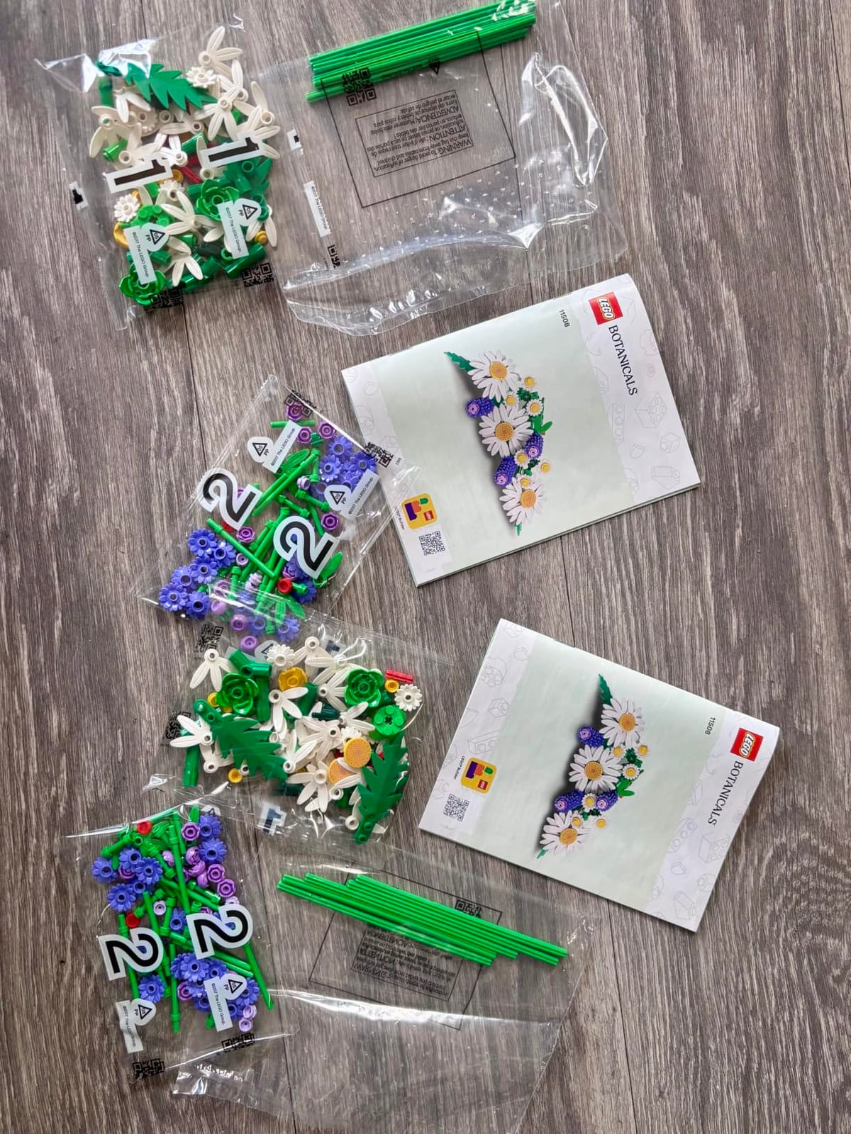 LEGO Botanicals Daisies 11508 customer photo 2