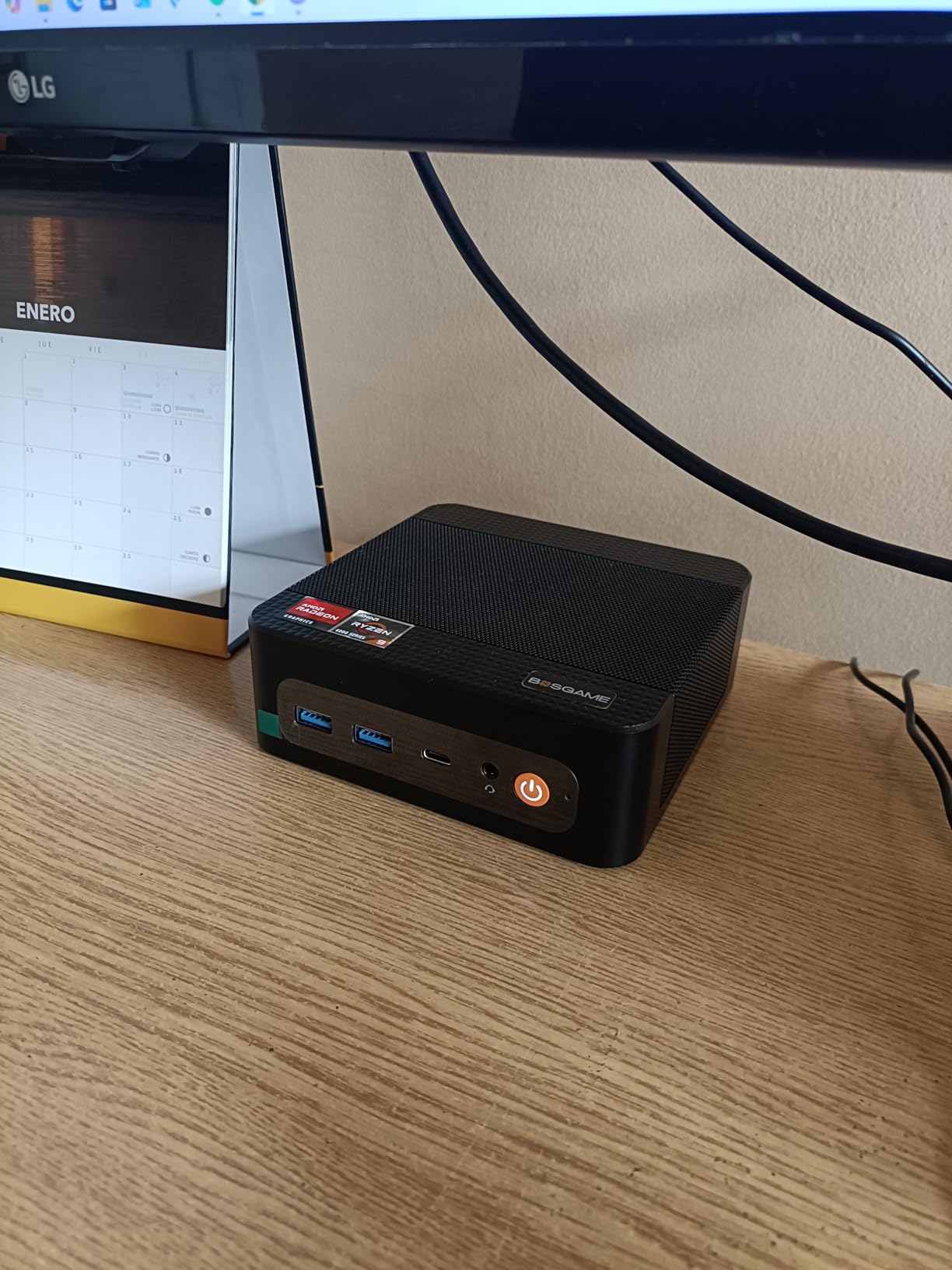 BOSGAME P6 Ryzen 9 6900HX Mini PC, 24GB RAM 4800MT/s 1TB PCIe4.0 SSD customer photo 1