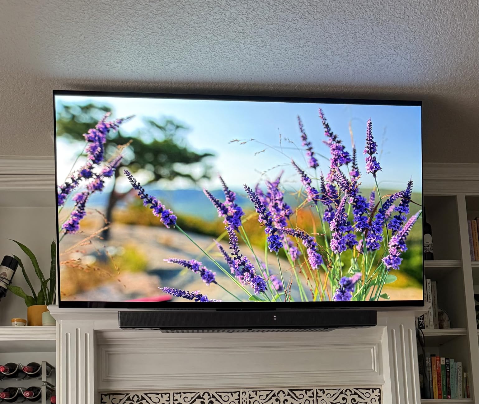 LG 77-Inch OLED C6 customer photo 1