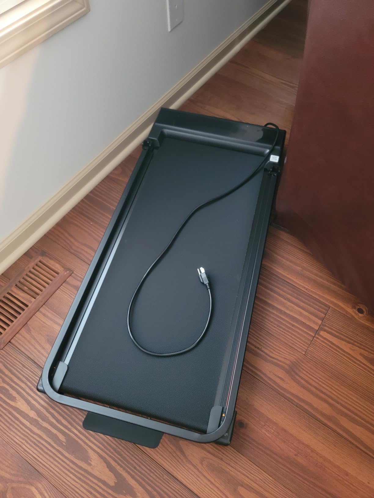 Walking Pad Treadmill for Home - Foldable Treadmills with Handle Bar Mini Portable Walk Pads Under Desk Small Spaces Compact Folding Electric Treadmills Office Walking and Running Machine Terluxra customer photo 1