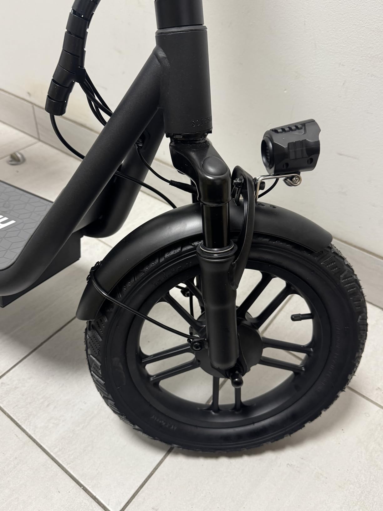 Hiboy Q2/U2 Electric Scooter with Seat for Adults, 20-25 Miles customer photo 2